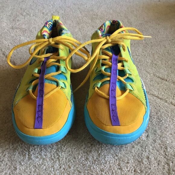 Nike Kyrie Flytrap VI 6 Limited Edition Shoes Yellow Spongebob - Picture 2 of 8